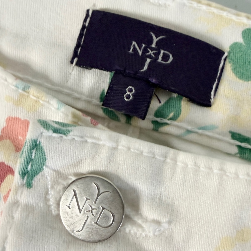 NYDJ Floral 5-Pocket Stretch Ankle Jeans 8 - Picture 4 of 10